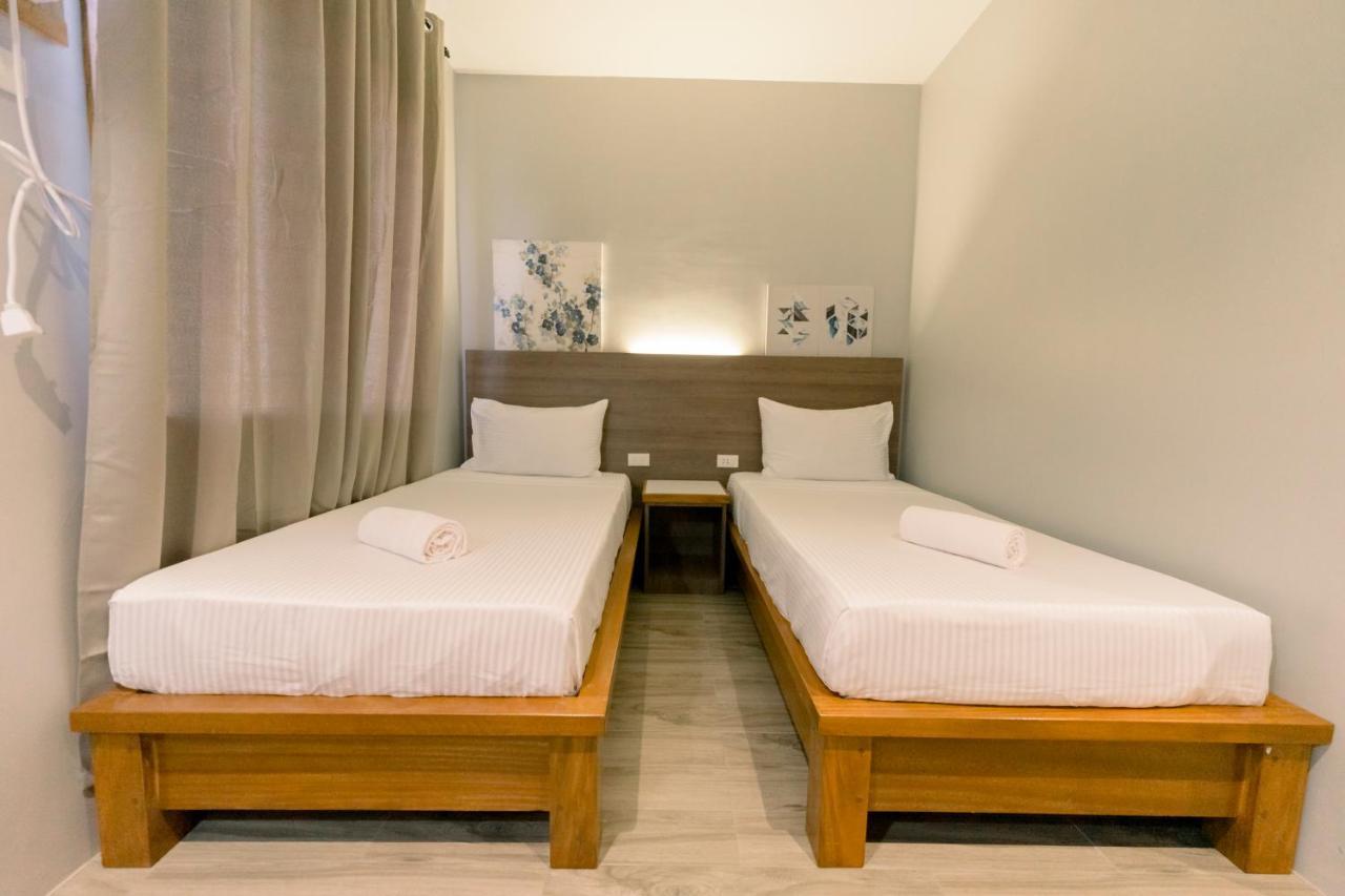Madonna Hometel And Suites New Pandan Panabo Exteriör bild