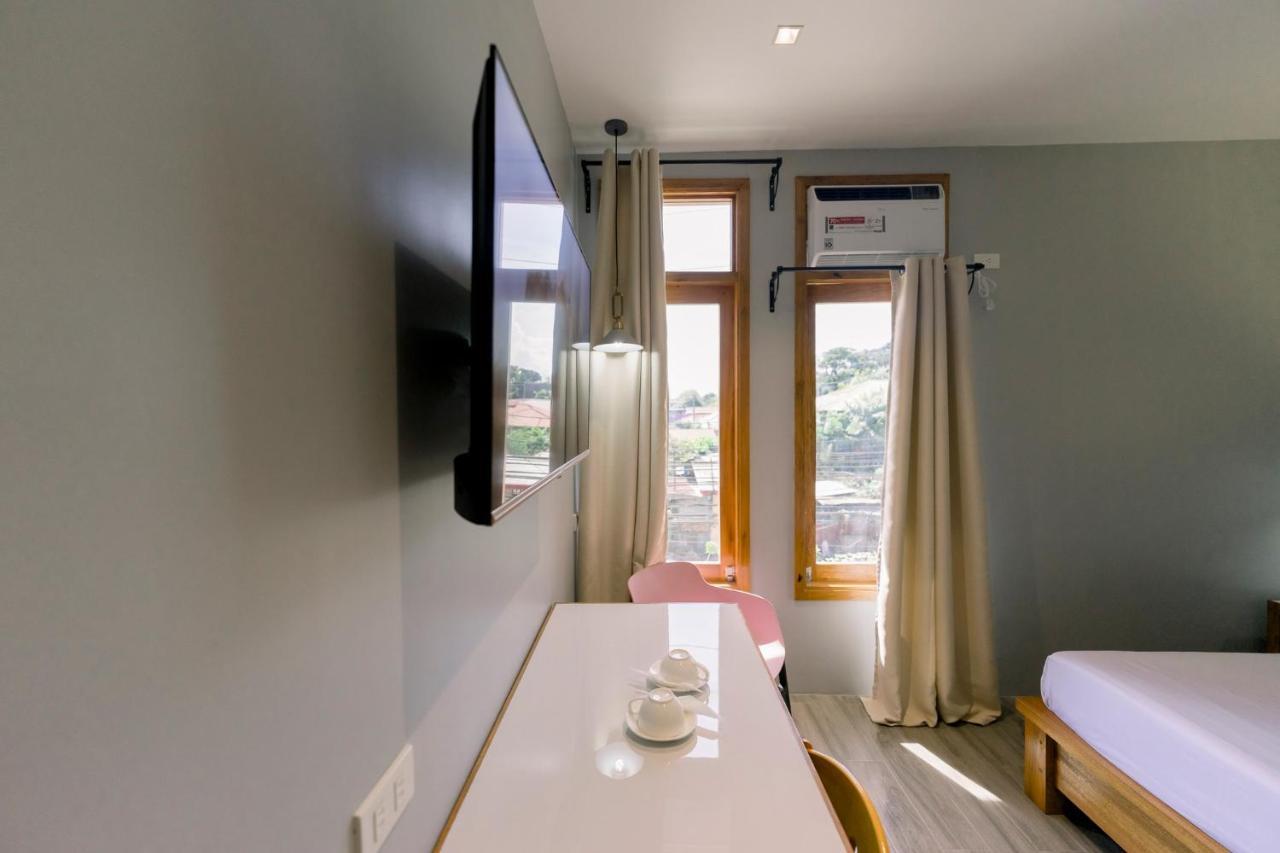 Madonna Hometel And Suites New Pandan Panabo Exteriör bild