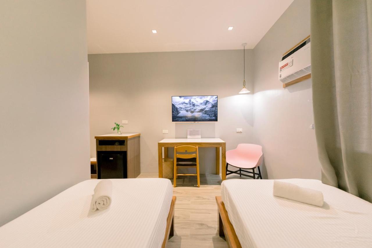 Madonna Hometel And Suites New Pandan Panabo Exteriör bild